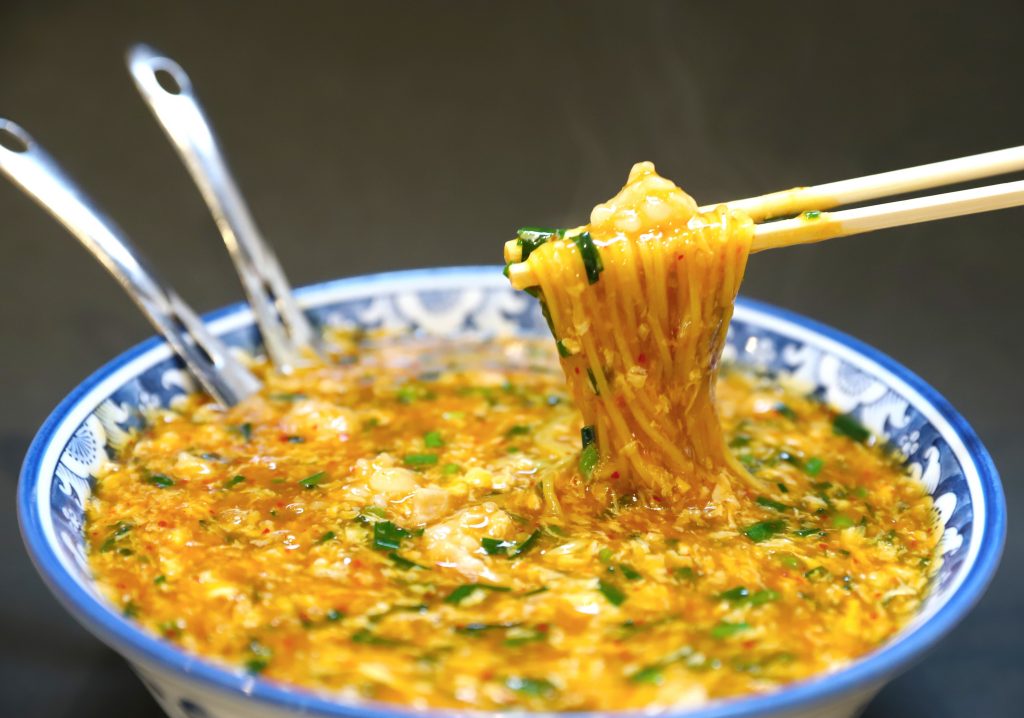 メイン画像: ご飯と相性ばっちり!四万十町発のあんかけラーメン