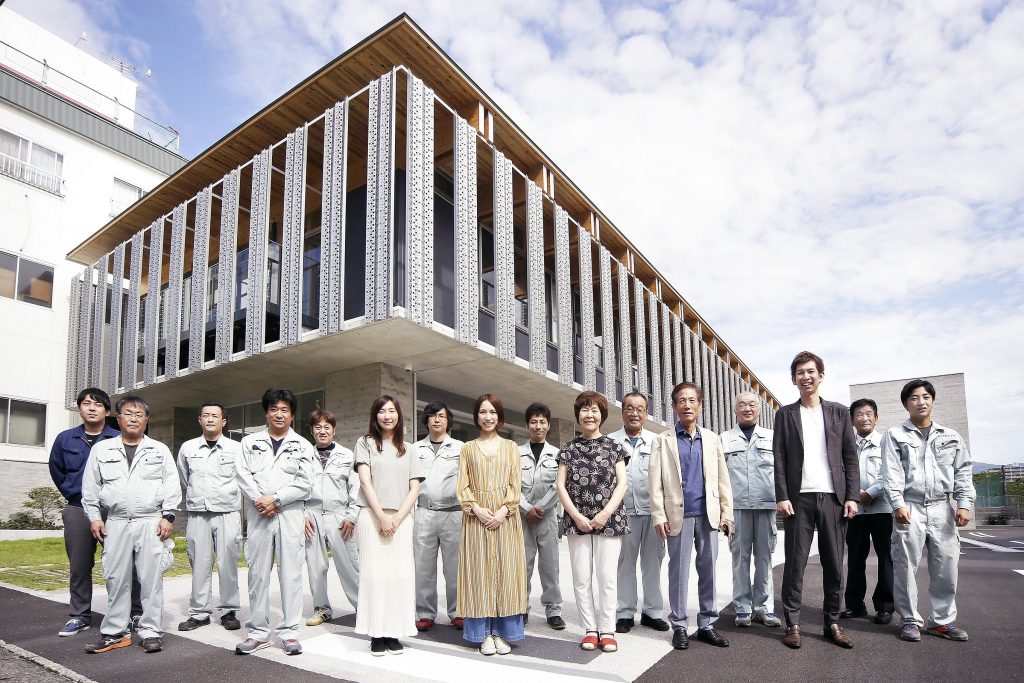 メイン画像: 社員と一緒に成長できる会社へ!