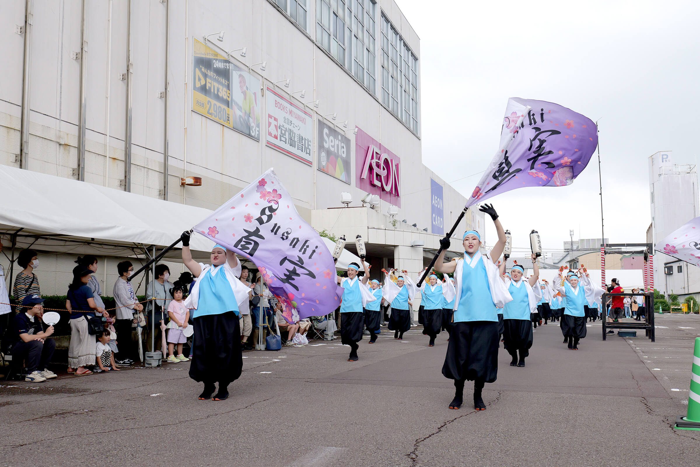 よさこい祭り 旭演舞場